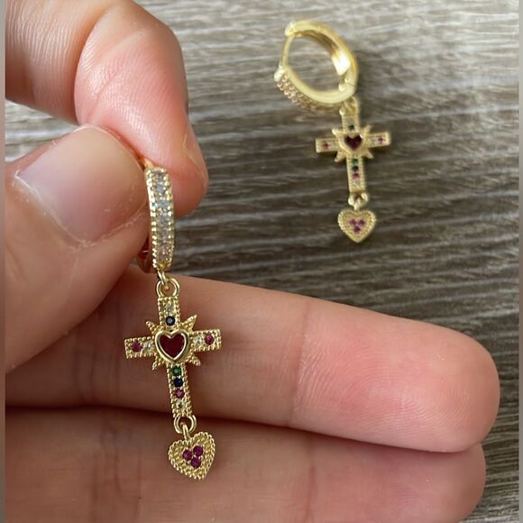 Vintage style earring A80 - Picture 3 of 3